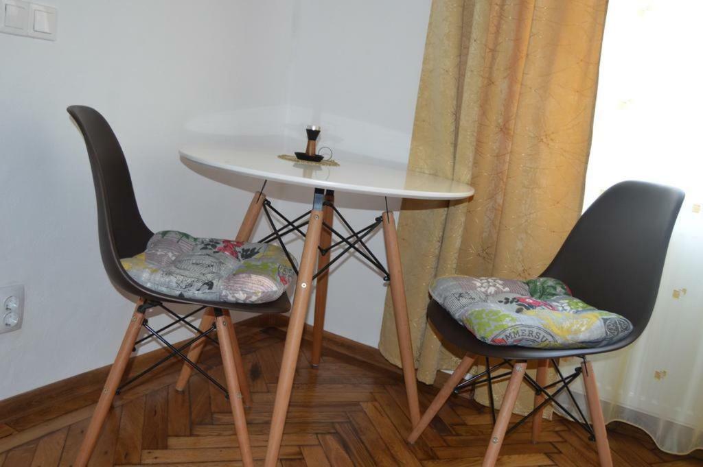 Apartament Ultracentral Sibiu Apartment ภายนอก รูปภาพ